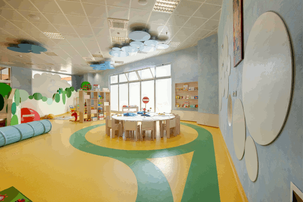 Baby-Caring-Sala-gioco-libero_01